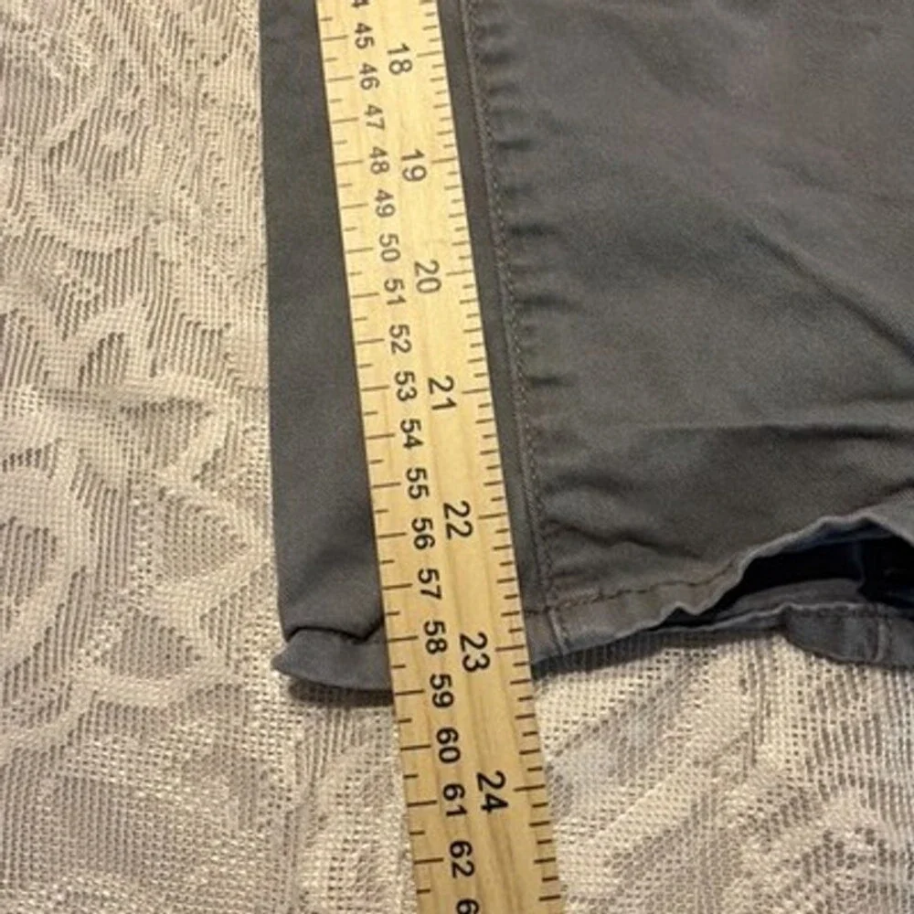 Gap Kids  Chino Pants Size 10 Straight Leg Easy Fit Gray 24/23